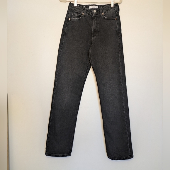 Dynamite Chiara  Black Highrise Straight Leg Jeans Size 24 - Picture 2 of 9